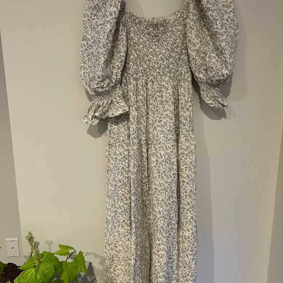 Floral Square Neck Dress - Picture 3 of 7